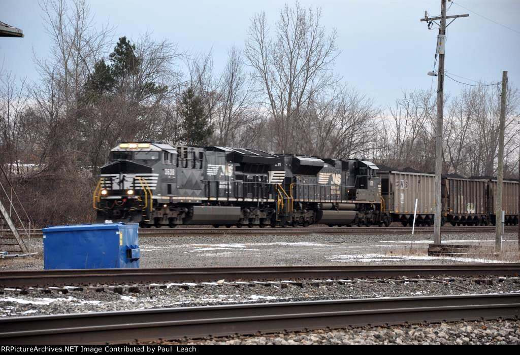 Loaded coal train rolls west